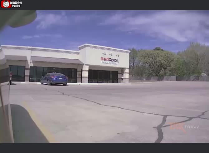 Video :A guy crashes a quad bike into a Tesla automobile